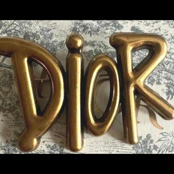 Christian Dior Brushed Deep Gold "Dior" Brooch (CDXX032) - Picture 4 of 4